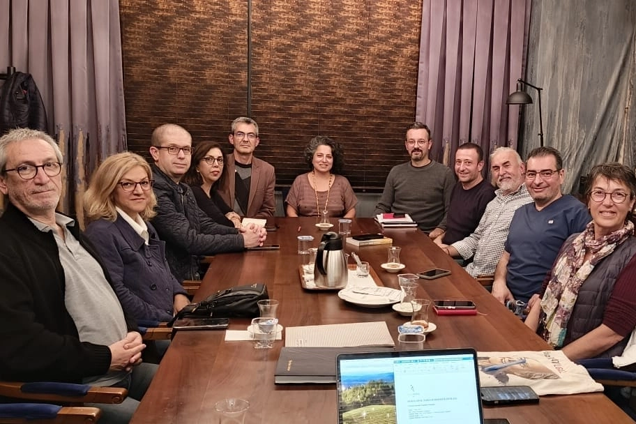 Bursa'da Sağlık Alanlarının Satış İddialarına Tepki: "Sağlık Hakkı Pazarlık Konusu Olamaz"
