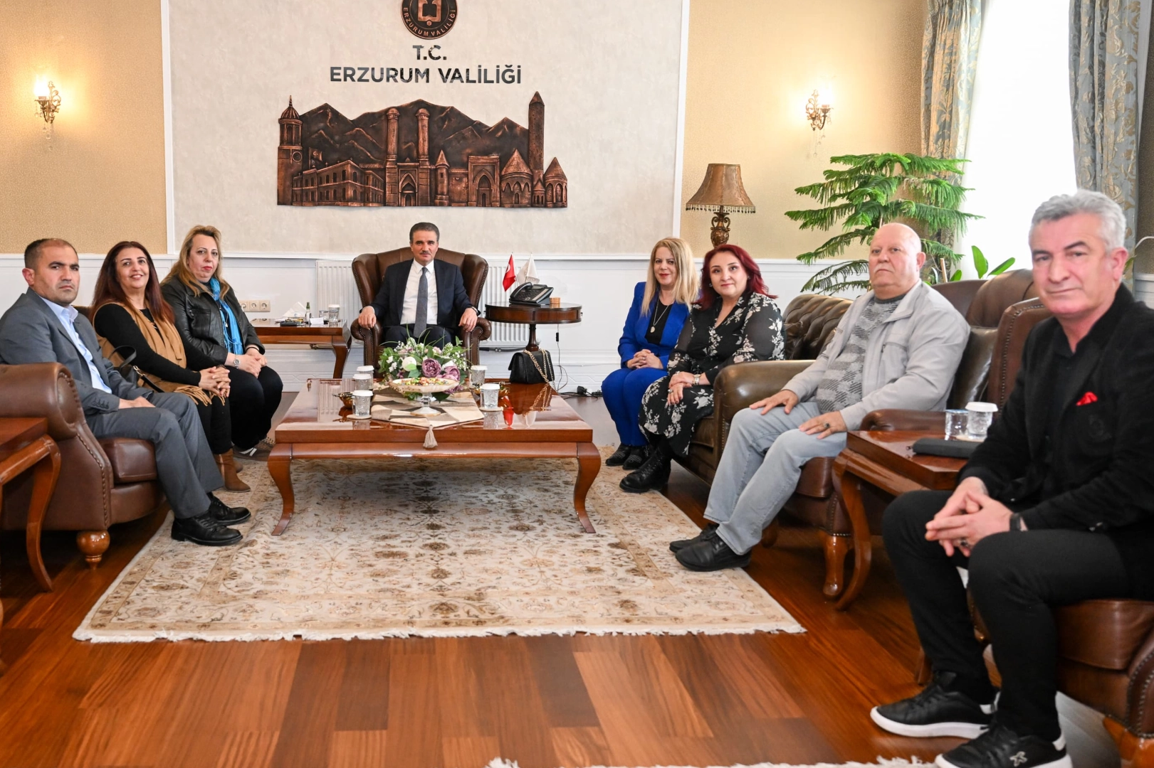 Erzurum’da Dijital Medya Masaya Yatırıldı: Yeni Medya Derneği’nden Vali Baruş’a Ziyaret
