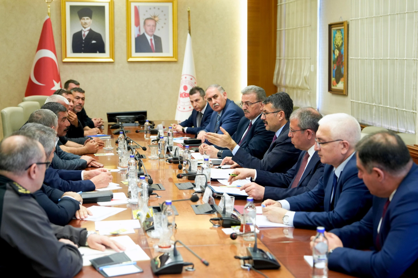 Ankara'da Maden İşçilerinin Eylemi Uzlaşmayla Sonuçlandı: Taraflar Anlaşmaya Vardı