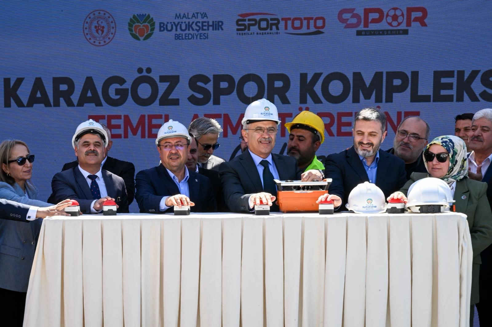 Malatya’nın Geleceğine 4 Milyar Liralık Yatırım: Karagöz Spor Kompleksi’nin Temeli Atıldı