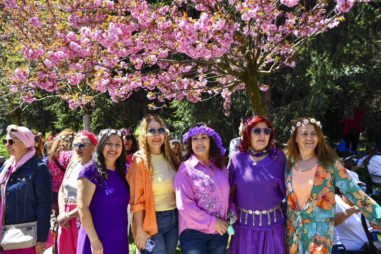 Ankara’da Sakura Büyüsü: Başkentli Kadınlar Baharı Dikmen Vadisi’nde Karşıladı