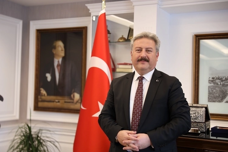 Başkan Palancıoğlu’ndan 1 Mayıs Mesajı: “Melikgazi’nin Her Köşesinde İşçilerimizin İmzası Var”