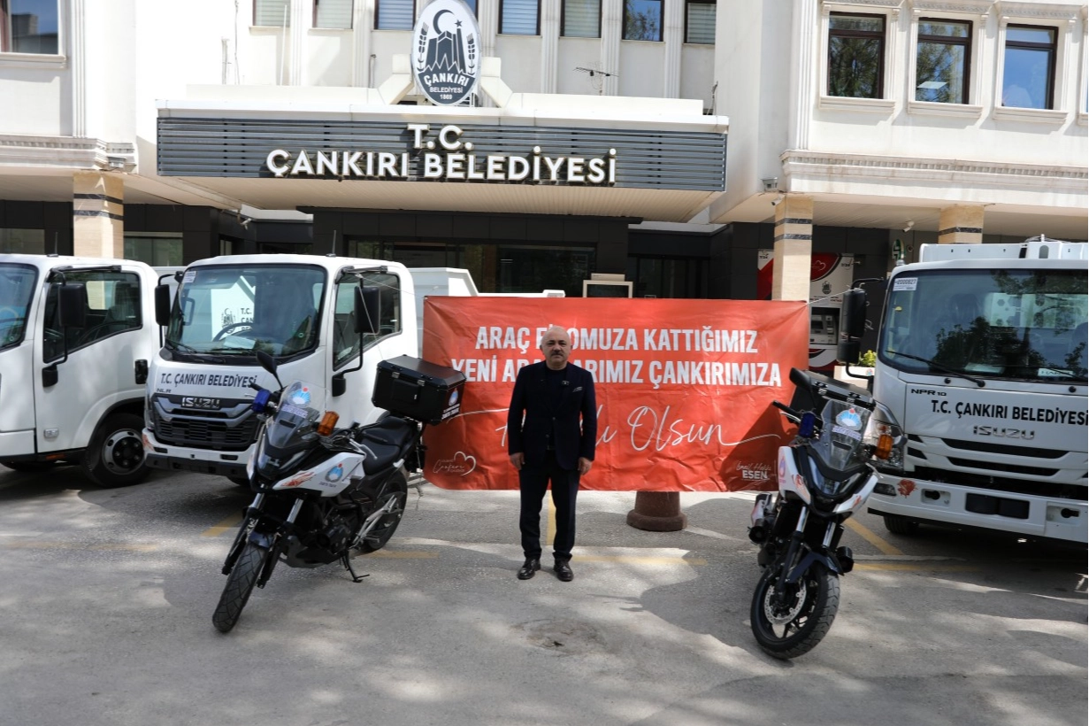 Çankırı Belediyesi Araç Filosunda 100 Barajını Aştı: 6 Yeni Araç Hizmete Girdi