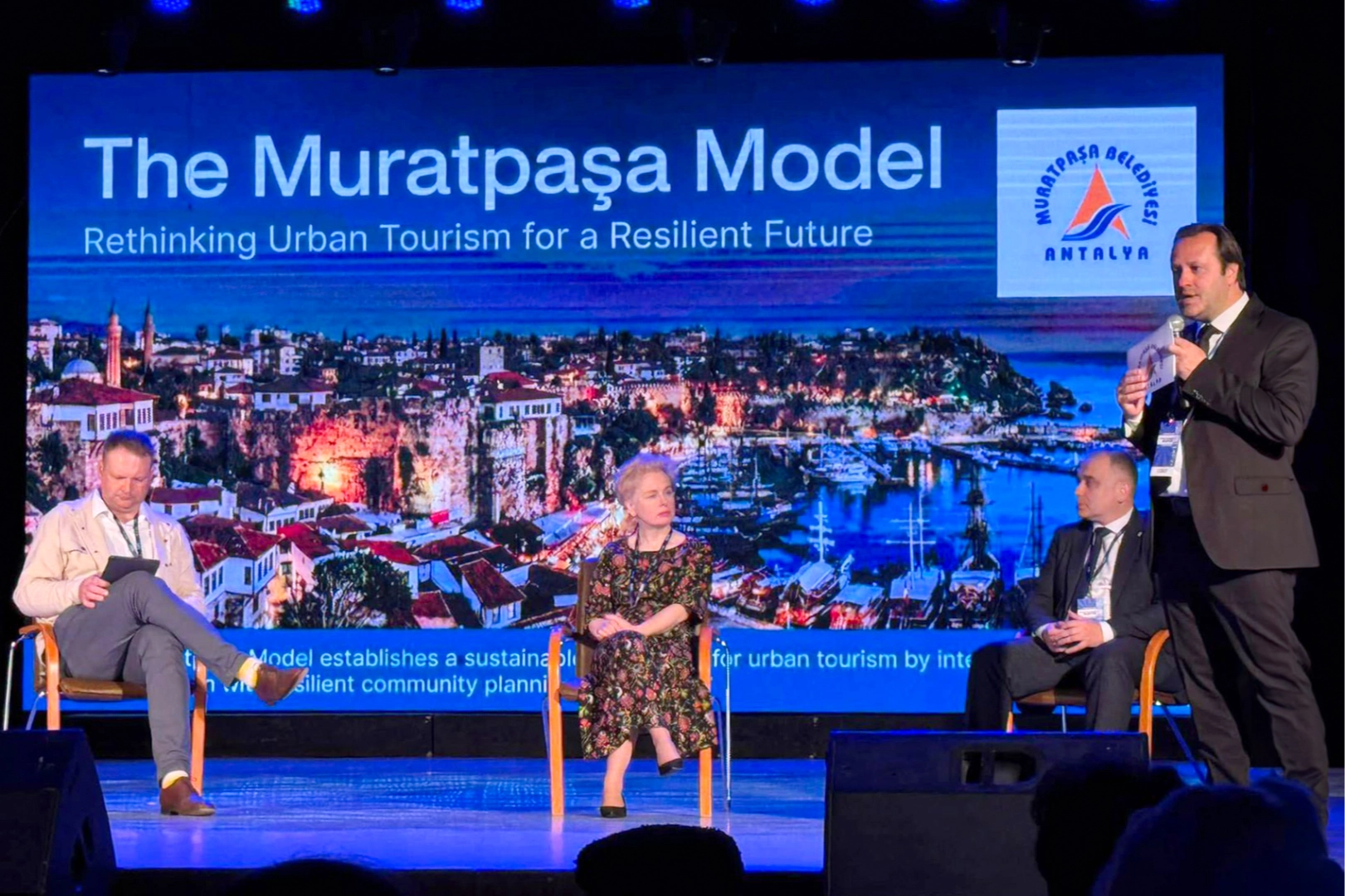 Muratpaşa’dan Ukrayna’da Turizm Çıkartması: "Her Şey Dahil" Kıskacındaki Kent Merkezine Yeni Soluk!