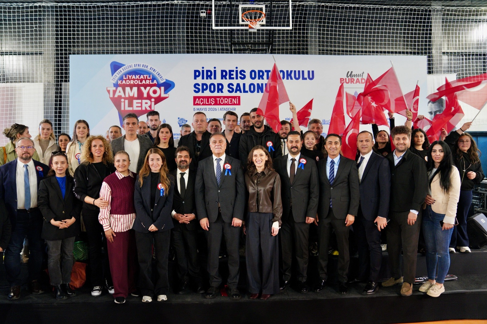 Ataşehir’e Modern Spor Tesisi: İBB Piri Reis İlkokulu Spor Salonu Açıldı