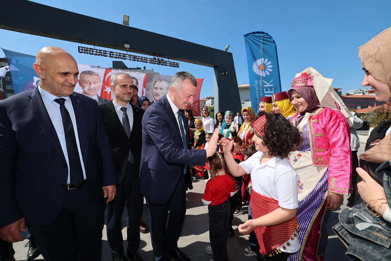 KO-MEK İlçe Sergilerinde Final Çayırova’da Yapıldı: "Sosyolojik Bağlar Güçleniyor"
