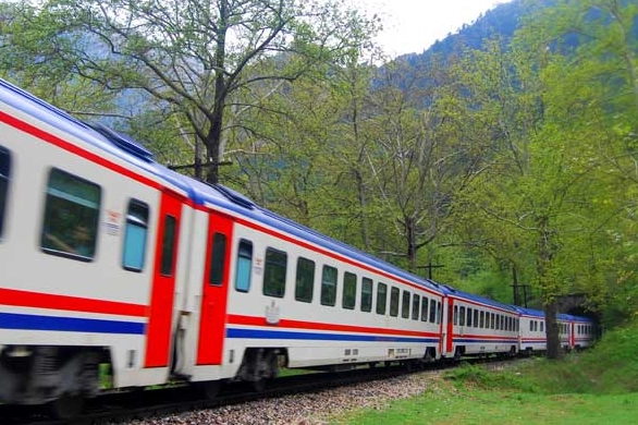 Manisa-Uşak Tren Hattında Yol Çalışması: Birçok Sefer Geçici Olarak Durduruldu