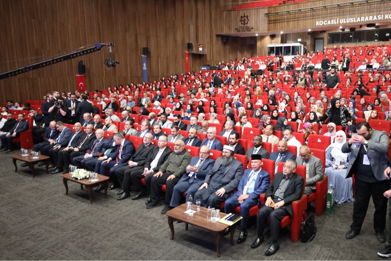 Kocaeli’de İslam Medeniyeti Zirvesi: "Zulmün Olduğu Her Yer Kerbela’dır"