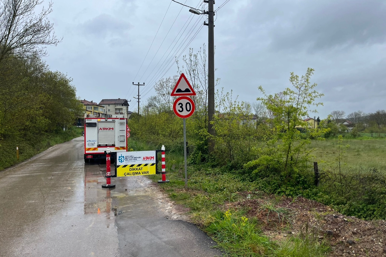 Kocaeli’de Yol Güvenliği A Takımı’na Emanet: Kırsal Mahallelerde Levha Seferberliği