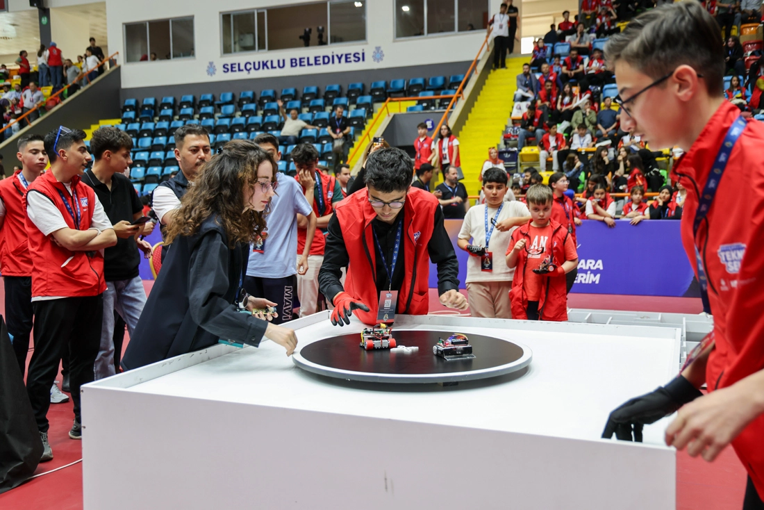 Konya’da Teknoloji Rüzgârı: TEKNOSEL 2026 Dev Ödüllerle Başladı