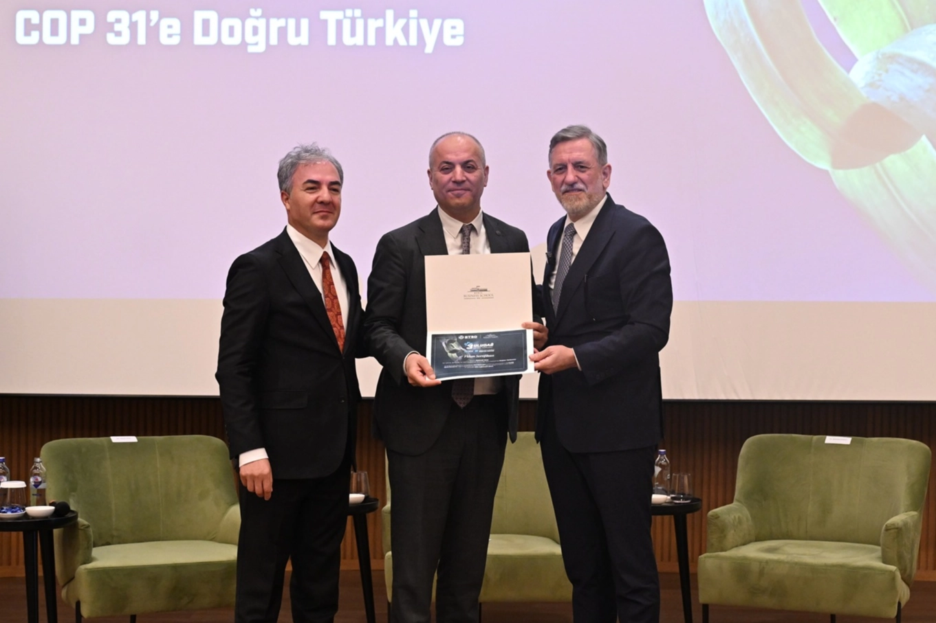 Bursa’da Yeşil Dönüşüm Zirvesi: 3. Uludağ Çevre Forumu Kapılarını Açtı