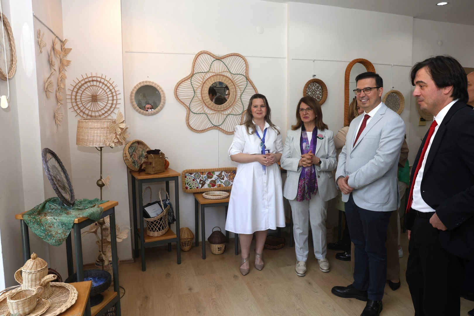 Nilüfer’de El Emeği Göz Nuru: NİLSEM Kursiyerlerinden Görkemli Yıl Sonu Sergisi