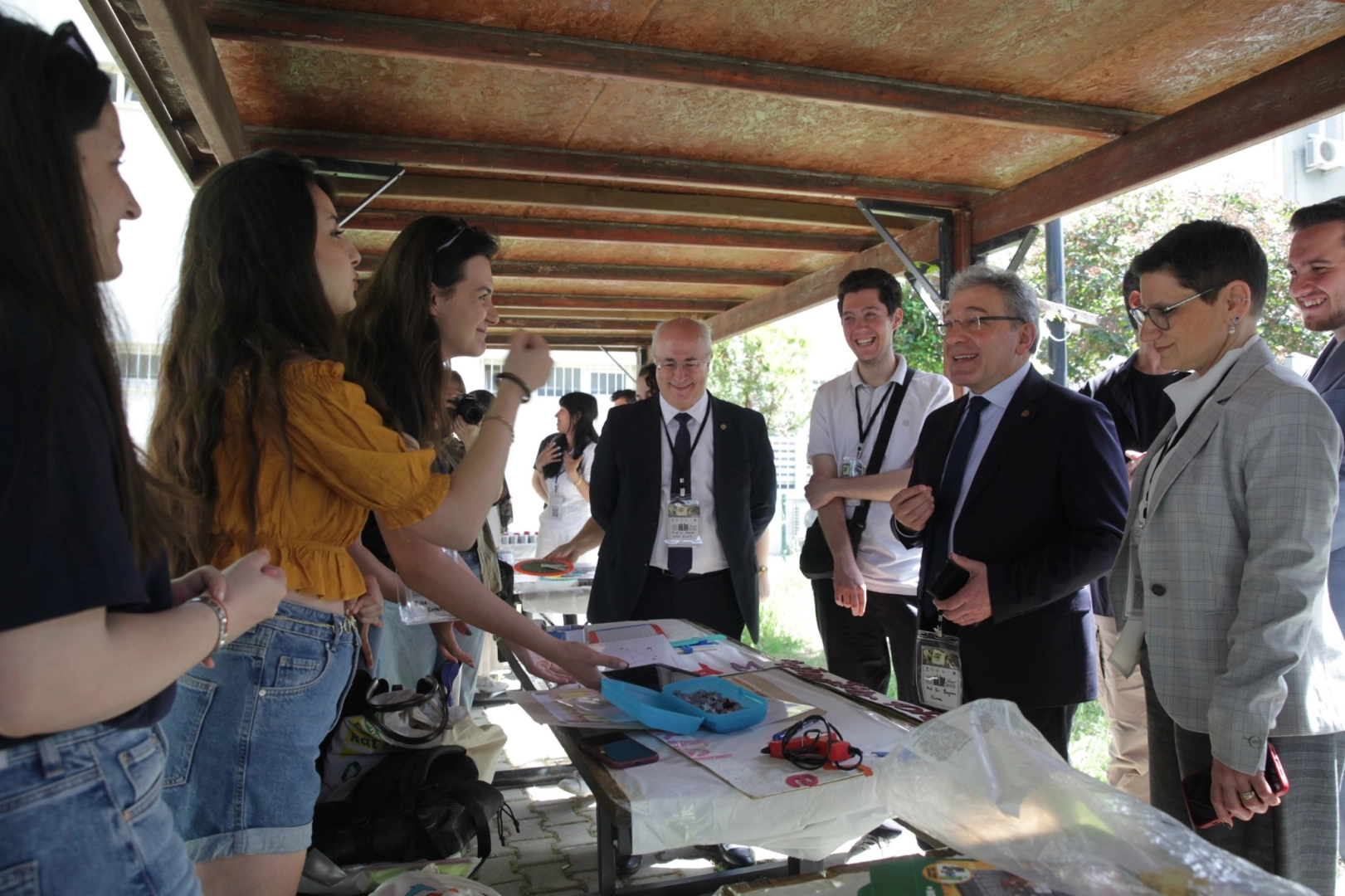 İzmir’de Bilim ve Sanat Rüzgarı: Dokuz Eylül Üniversitesinde Dev Organizasyon