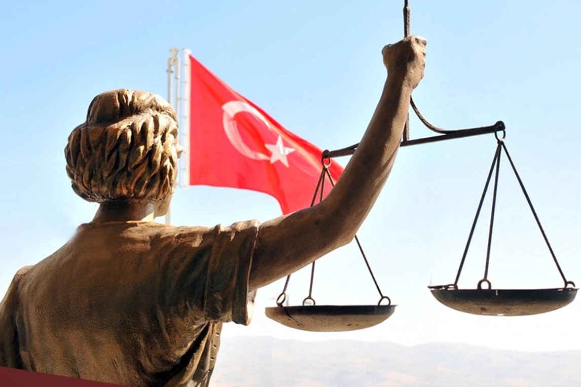 Anayasa Mahkemesi’nden Emsal Karar! Dijital Cihazlarda Arama ve Elkoyma Hükümleri İptal Edildi