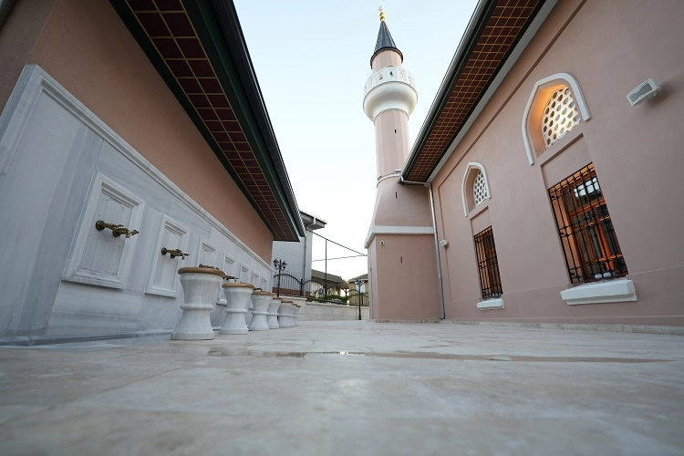 Kandilli Camii 2 Yıllık Restorasyonun Ardından Kurban Bayramı’nda Açıldı