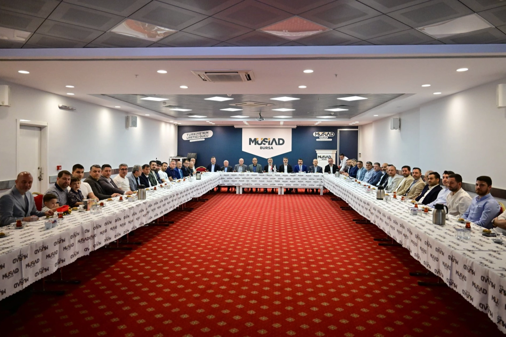 Bursa İş Dünyası MÜSİAD’da Buluştu! Başkan Şenocak’tan Mazlum Coğrafyalar İçin Birlik Mesajı