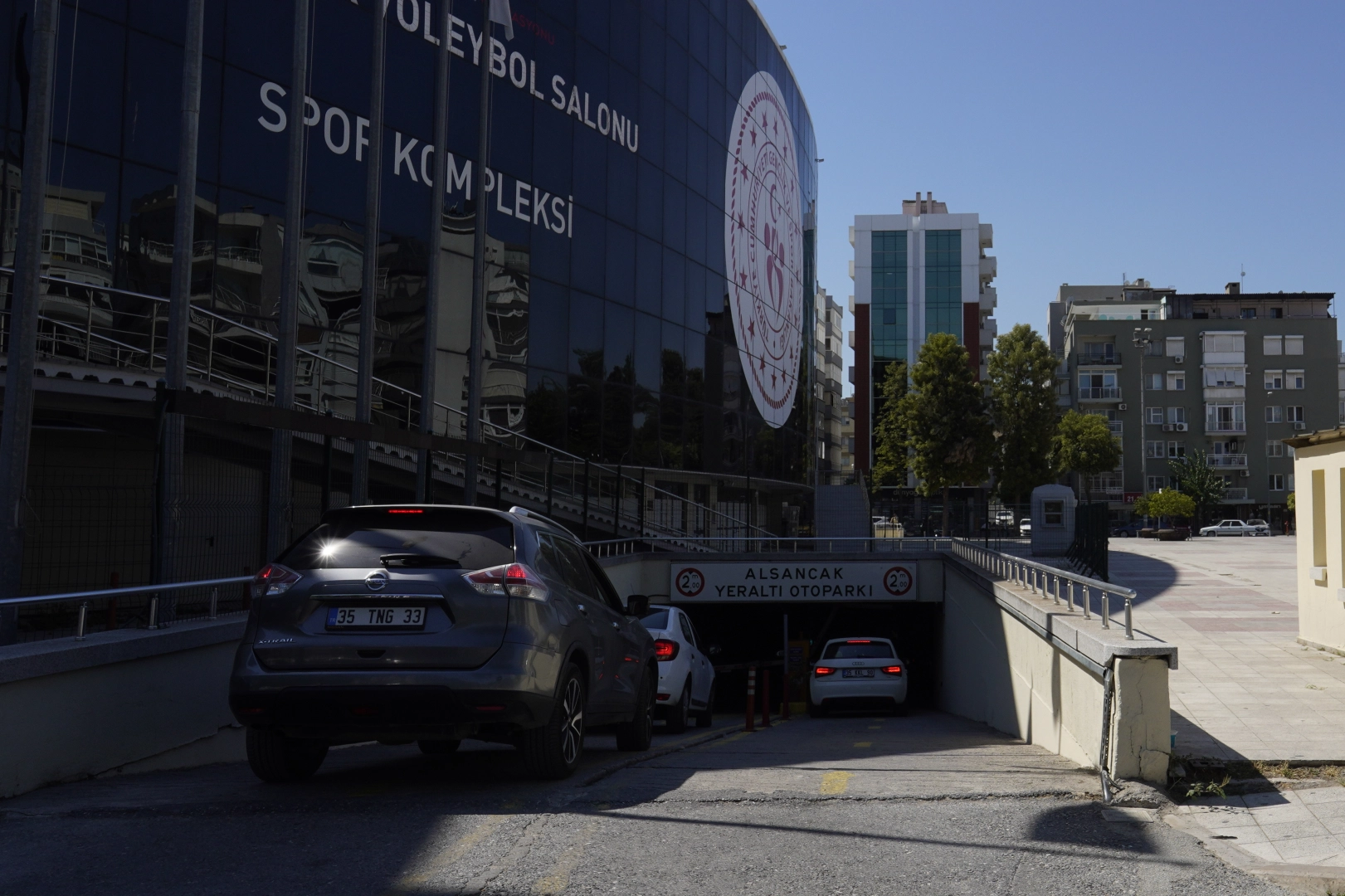 İzmir’de Elektrikli Araçlara Otoparkta Yüzde 50 İndirim Fırsatı Sürüyor