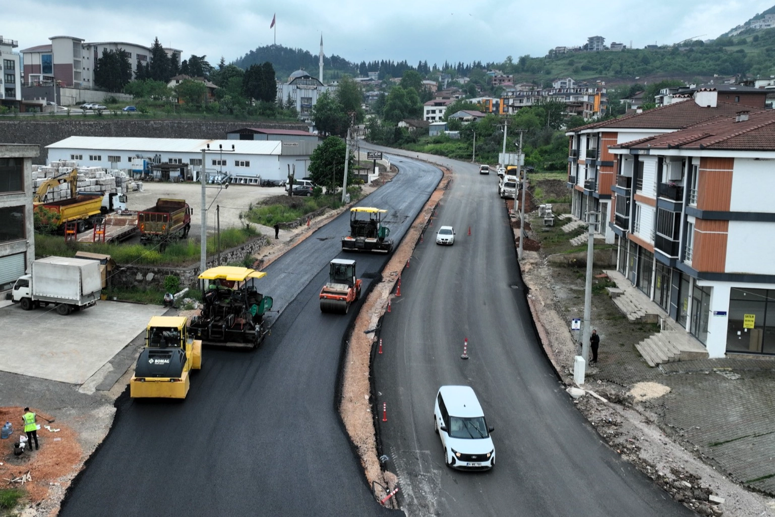 Kocaeli Büyükşehir'den Başiskele'ye Dev Yatırım: Hoca Ahmet Yesevi Caddesi Bölünmüş Yol Oluyor