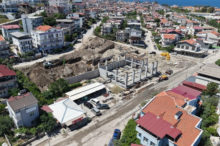 İzmir'den Dikili'ye 68 Milyon Liralık Dev Yatırım: Yeni İtfaiye Binası Yükseliyor