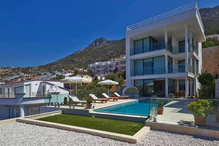 Ticaret Bakanlığı’ndan Devre Tatil Uyarısı: 352 Milyon Lira Ceza Kesildi