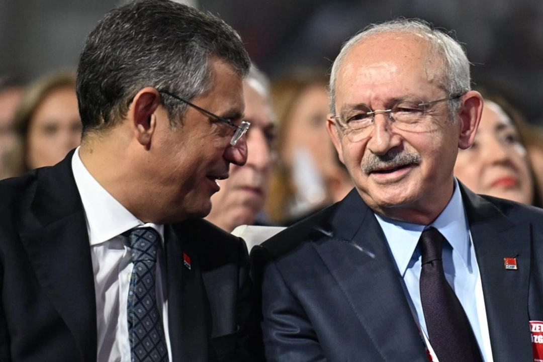 CHP’de Grup Toplantısı Krizi: Özgür Özel ve Kemal Kılıçdaroğlu Karşı Karşıya