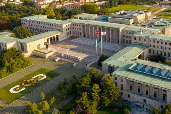 TBMM Genel Kurulu Bu Hafta Yoğun Gündemle Toplanıyor