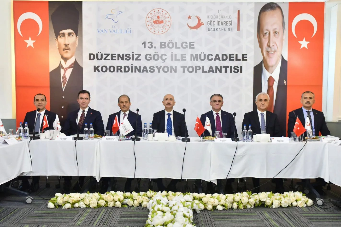 Bölge Valileri Van’da Düzensiz Göç Gündemiyle Bir Araya Geldi