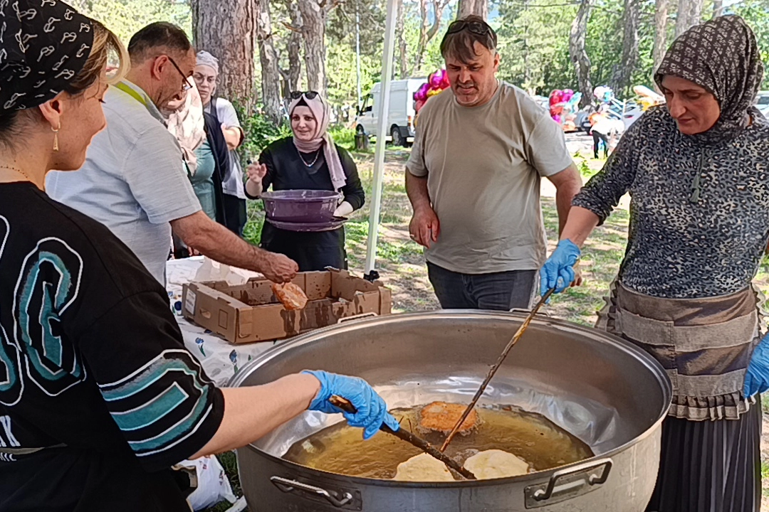 İmerhev Papat Vadisi Festivali’nde Karadeniz Coşkusu Yaşandı