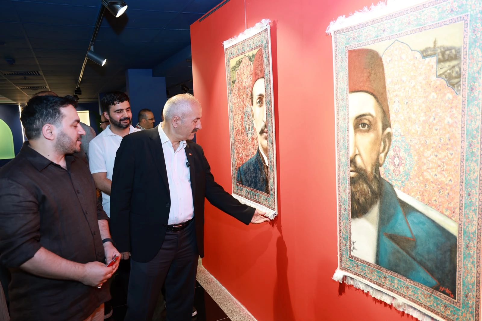 GESMEK Kursiyerlerinin “Modern Yansımalar” Sergisi Gebze’de Açıldı