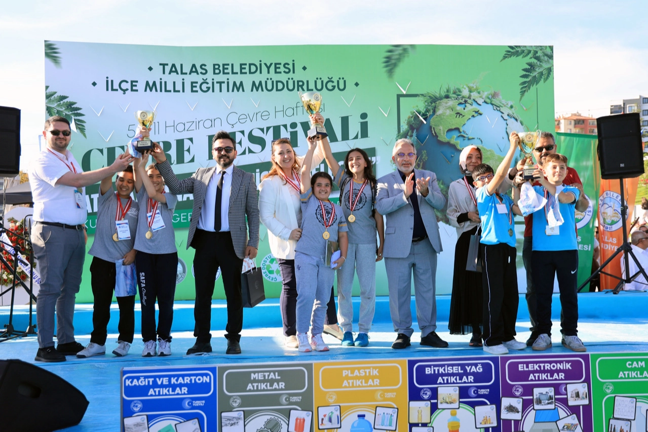 Talas’ta Atıktan Sanata Yarışması Büyük İlgi Gördü: Ödüller Sahiplerini Buldu