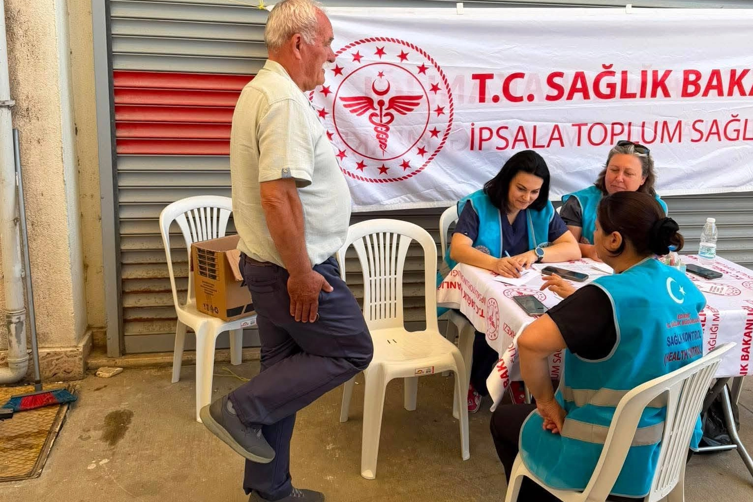 İpsala’da Sağlıklı Yaşlanma İçin Pazar Yerinde Tarama Yapıldı