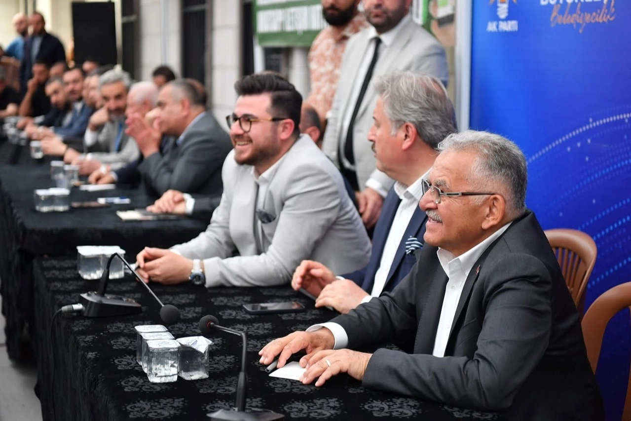 Melikgazi’de Vatandaşlarla Buluşan Başkan Palancıoğlu Yeni Projeleri Anlattı