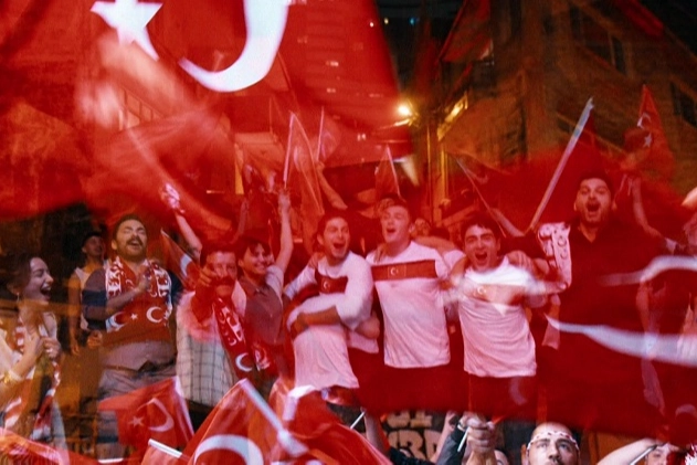 Altı Üstü İstanbul Oyuncularından A Milli Takım’a Dünya Kupası Desteği