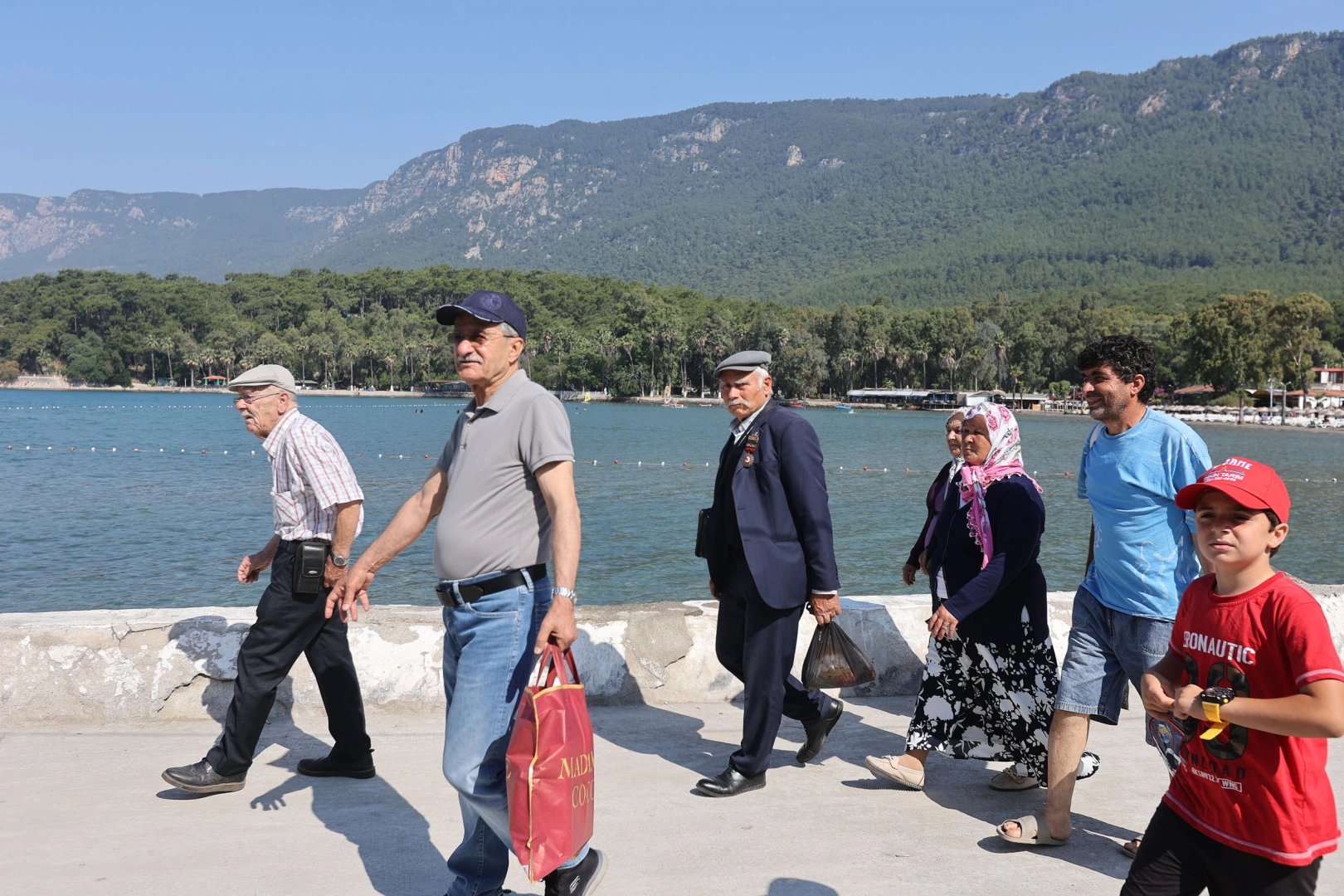 Muğla Büyükşehir’den Şehit Aileleri ve Gazilere Özel Tekne Turu