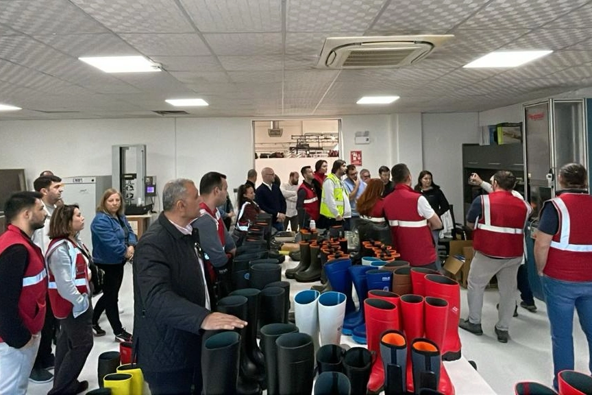 Manisa Büyükşehir’den İş Güvenliği Uzmanlarına KKD Eğitimi