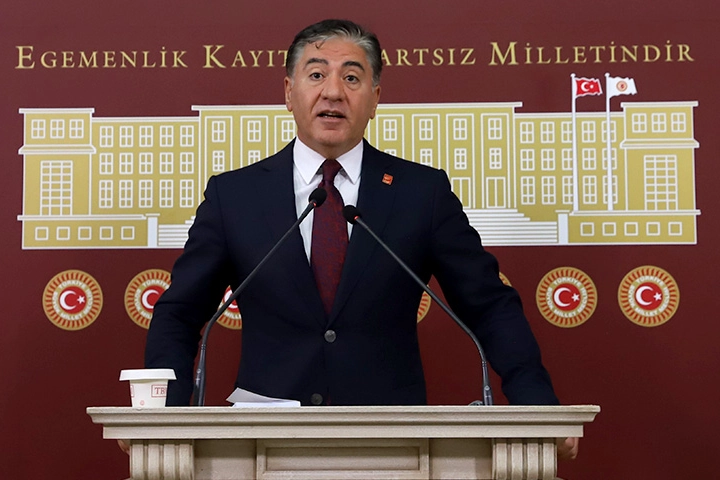 Murat Emir: Olağanüstü Kurultay İçin Yaklaşık 900 İmza Toplandı