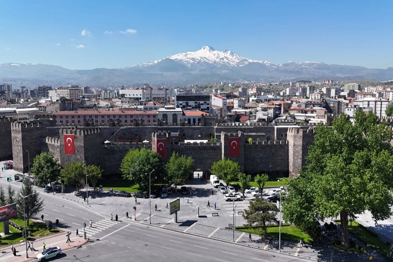 Mülhem Kayseri Mutfağı Tarihi Kayseri Kalesi’nde Hizmete Açıldı