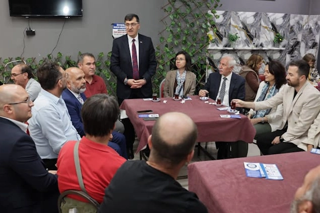 Başkan Kahveci’den Uşak’taki Kütahyalılar Derneğine Ziyaret
