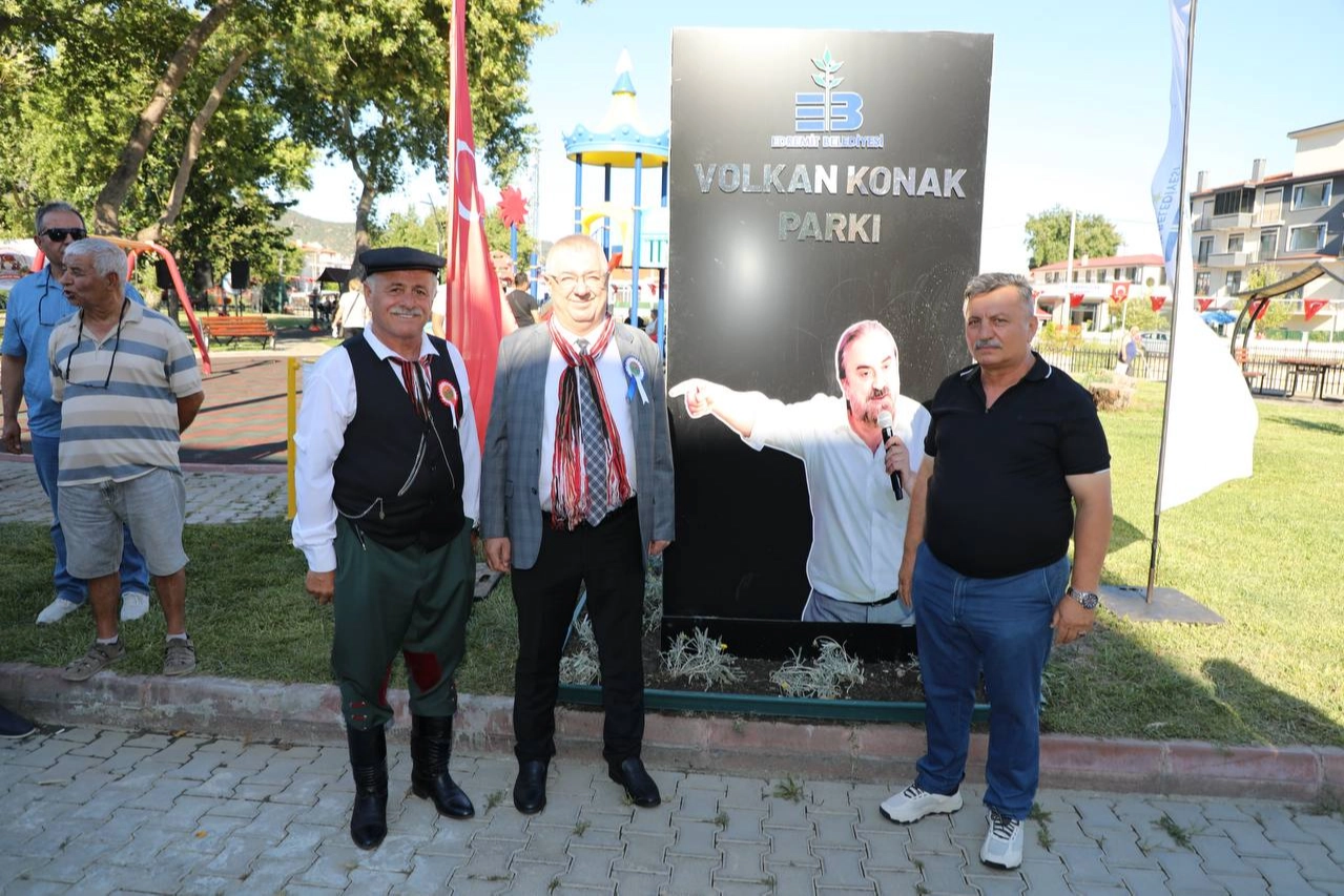 Edremit’te Volkan Konak Parkı Hizmete Açıldı