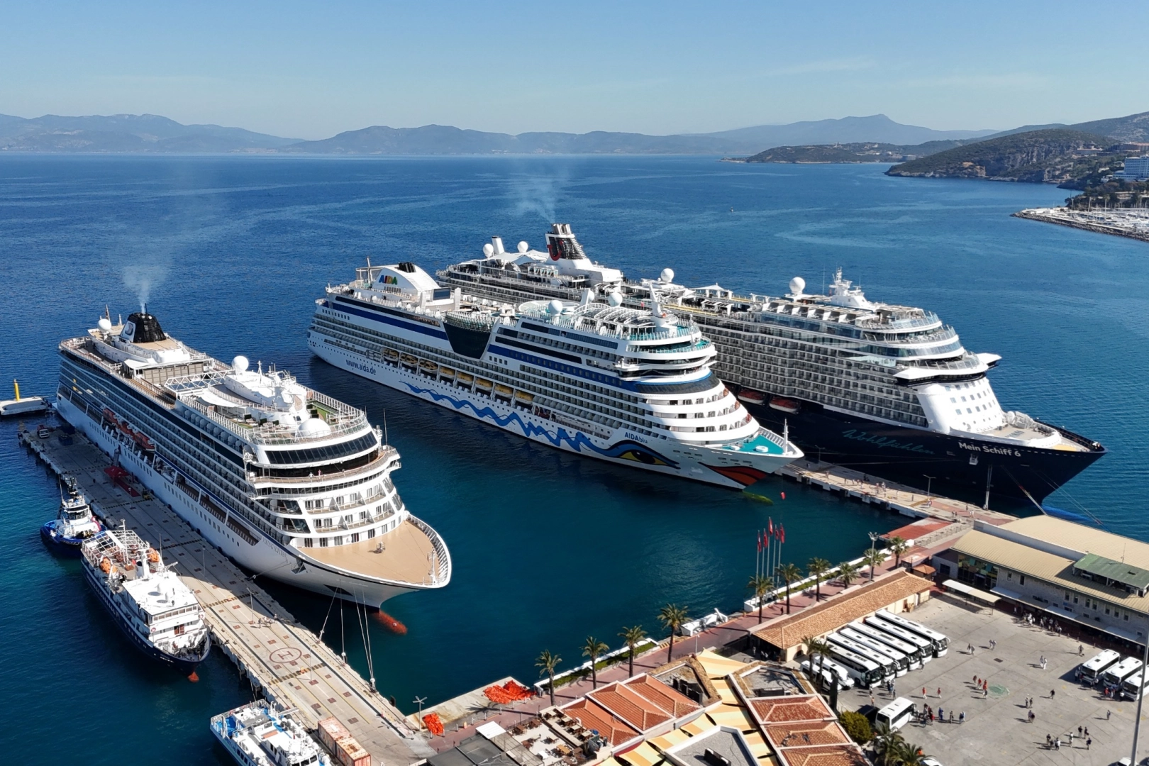 Bakan Uraloğlu: Mayısta Kruvaziyer Turizminde Son 14 Yılın Rekoru Kırıldı