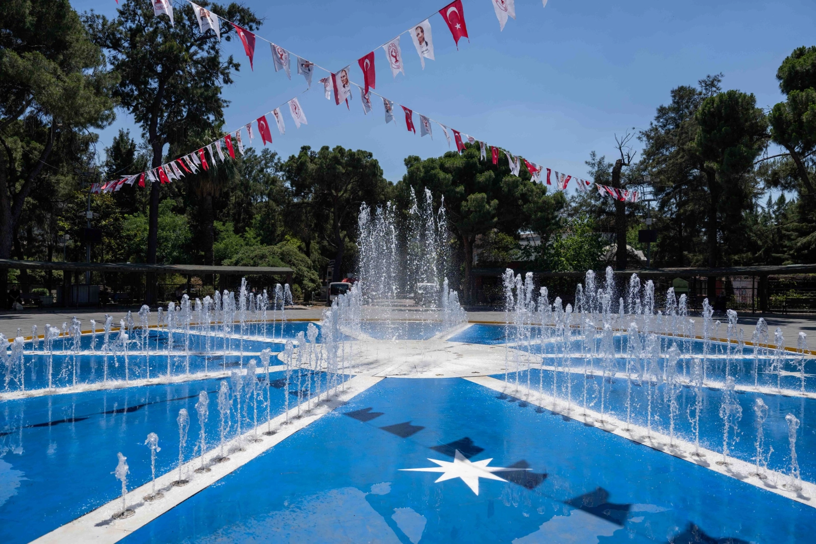Bornova Büyükpark’taki Kuru Havuz Yenilenerek Hizmete Sunuldu