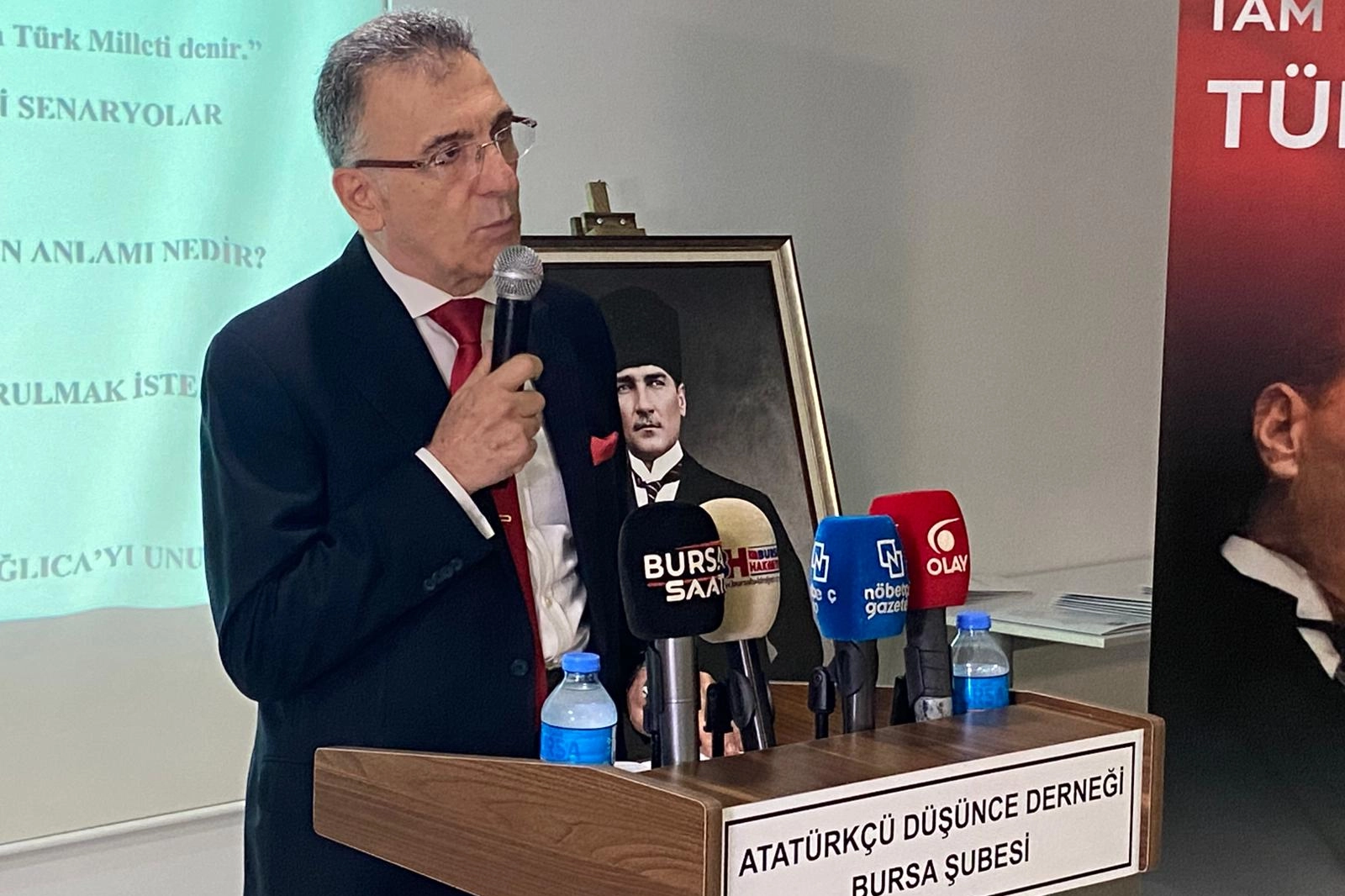 ADD Bursa Şube Başkanı Gürhan Akdoğan'dan Cumhuriyet ve Üniter Yapı Vurgusu
