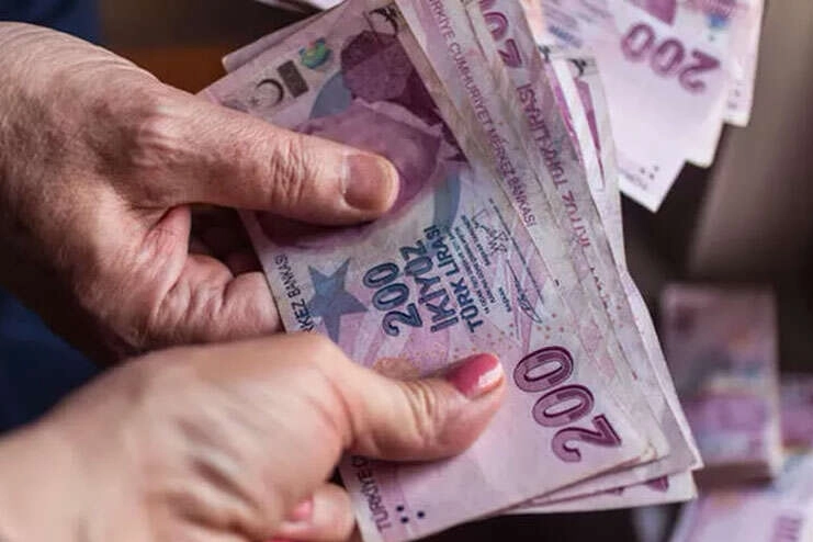 TBMM'ye Sunulan Kanun Teklifiyle En Düşük Emekli Aylığı 23 Bin 552 TL'ye Çıkıyor