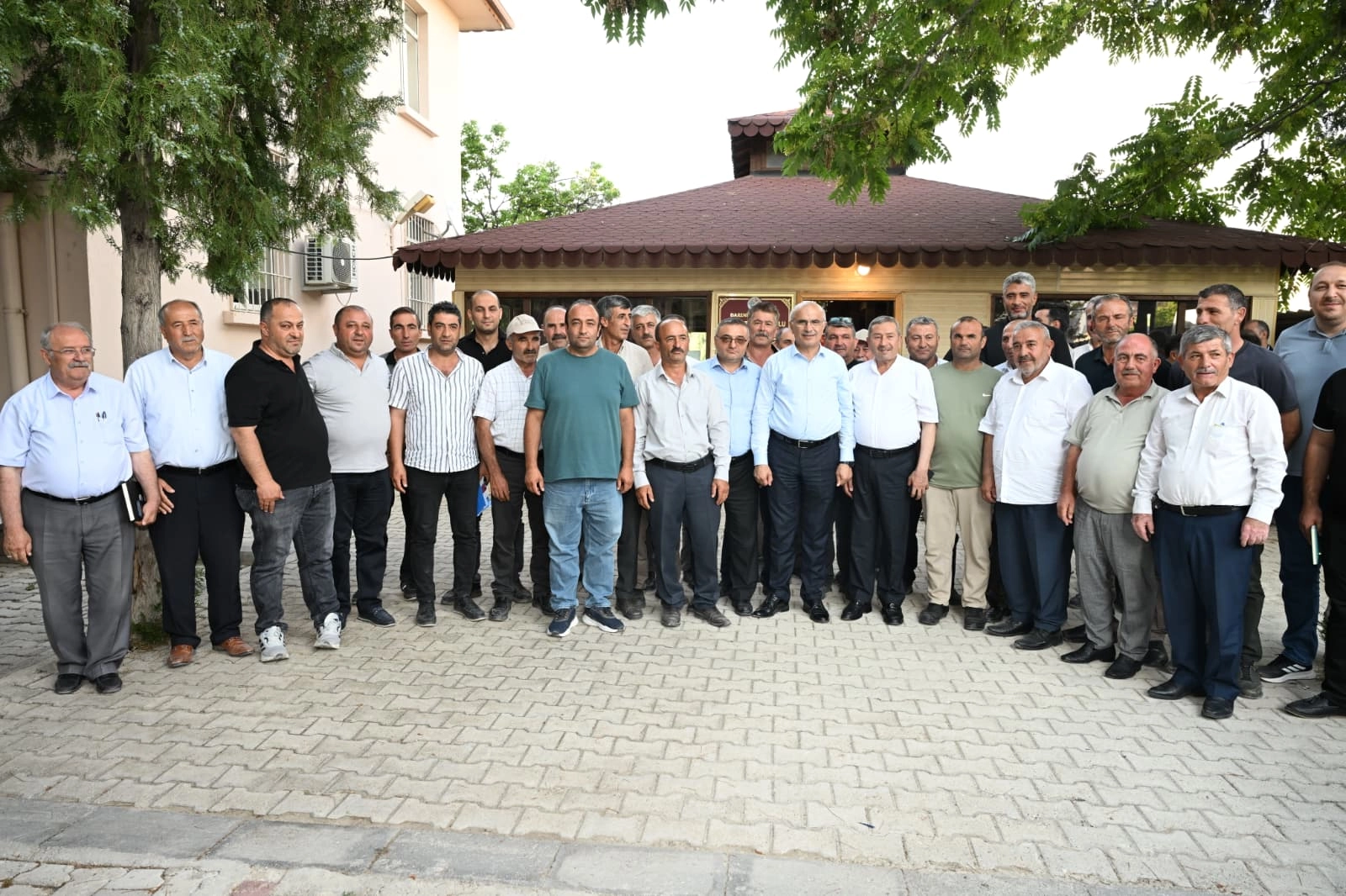 Malatya Büyükşehir Belediye Başkanı Sami Er Darende'de Muhtarlar ve Esnafla Buluştu