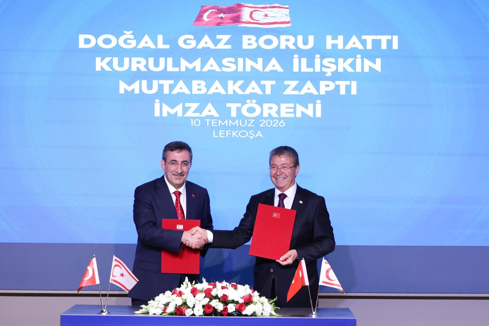 Türkiye ile KKTC Arasında Doğal Gaz Boru Hattı İçin Tarihi İmza